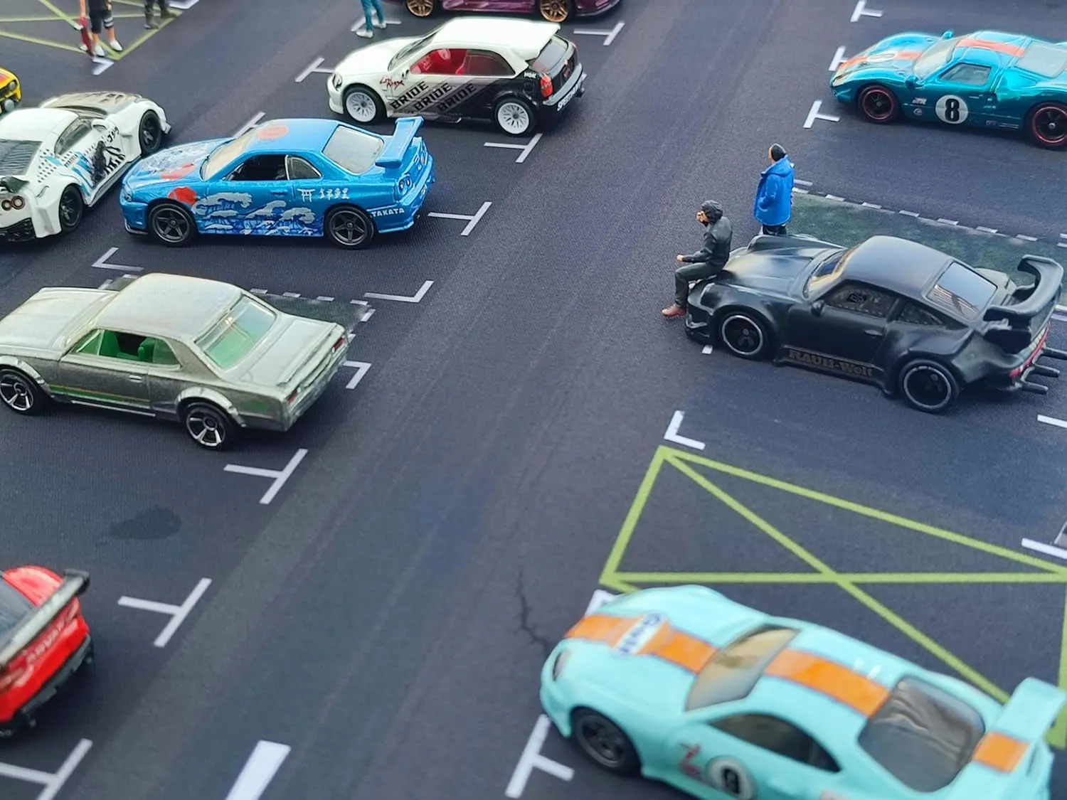 1/64 Scale Non-Slip Parking Mouse Pad Car Diorama, Rollable Desktop Play Mat for Model Vehicle (PAD_001), XX-Large