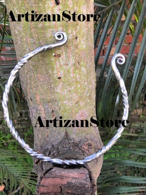 ARTIZANSTORE Medieval Hand Forged Twisted Iron Torc, Necklace Twisted Druid Celtic Celt Celts Vikings Torc