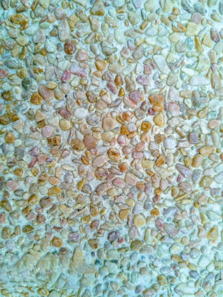 Fresh Natural Multicolor Pebble Path Pattern Design Area Rug for Balcony Deck Veranda Machine Washable Durable No Slip 8x10 Rugs in Front Yard Porch Garden Pool Camping Rustic Unique Outdoor Carpet