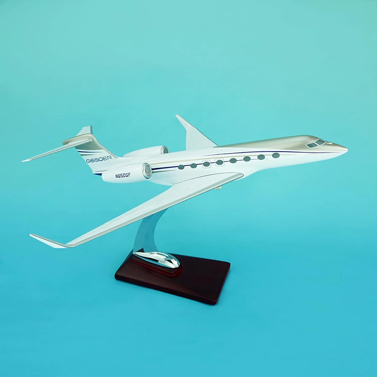 Gulfstream G650 Model Airplane 1:100 Scale Collectible Business Jet Model Airplane Alloy Resin Diecast with Base Stand for Home Office Aviation Enthusiast Ornament