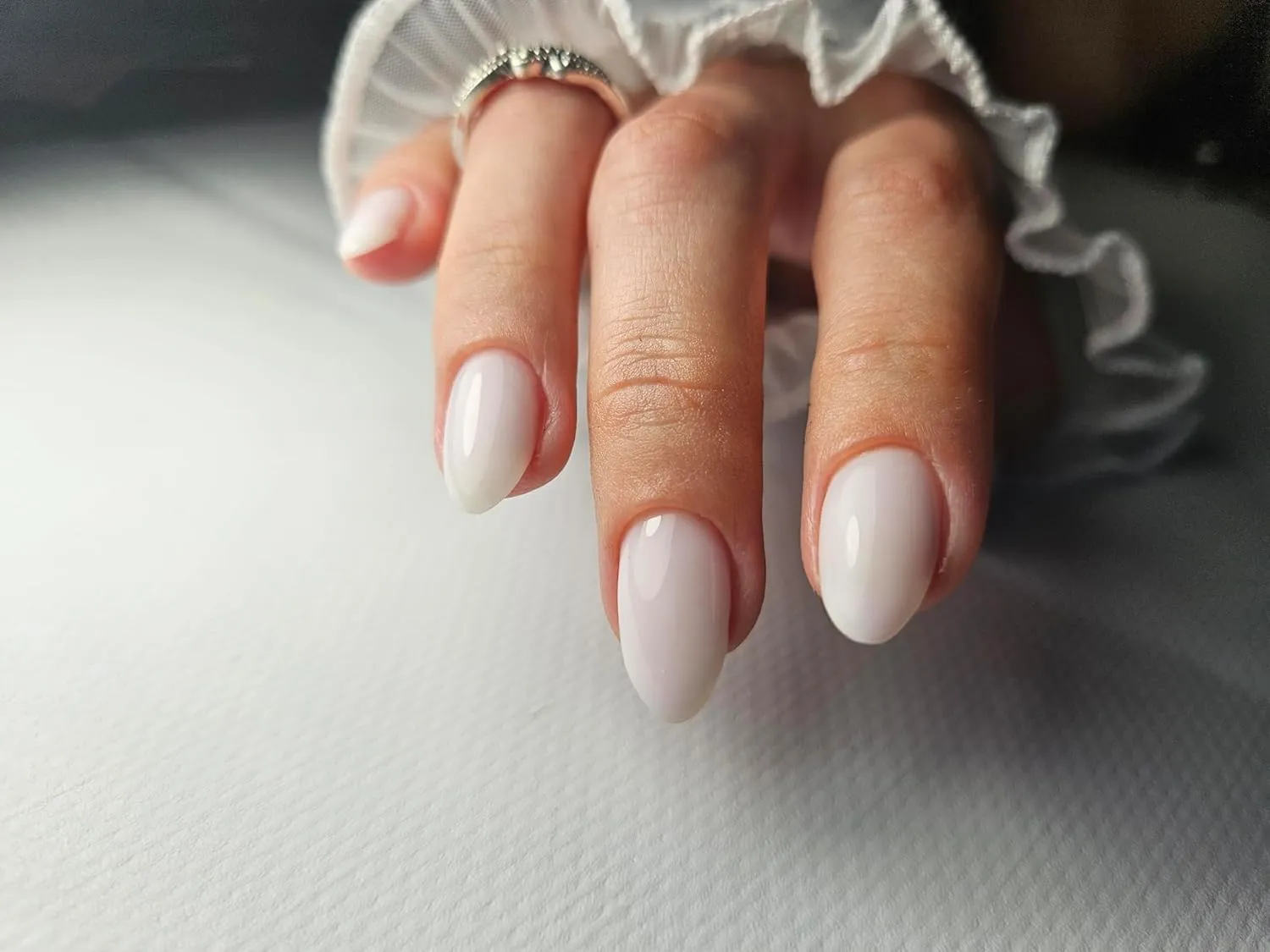 IN.HYPE Structure/Liquid Builder Gel/Hard Gel in a Bottle (BIAB) for Nail Enhancing/Overlays/Strengtenning (Extra White)
