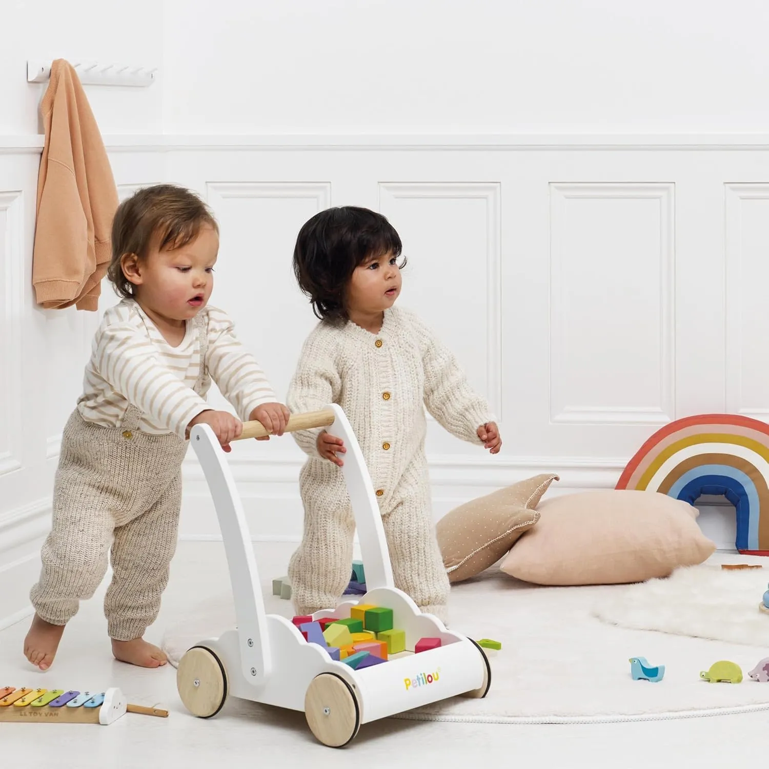Le Toy Van - Petilou Wooden Walker Toy for Toddlers and Babies | Educational Rainbow Cloud Walker | Suitable for A Boy Or Girl 1 Year Old  , Multi, 45 Blocks (PL102)