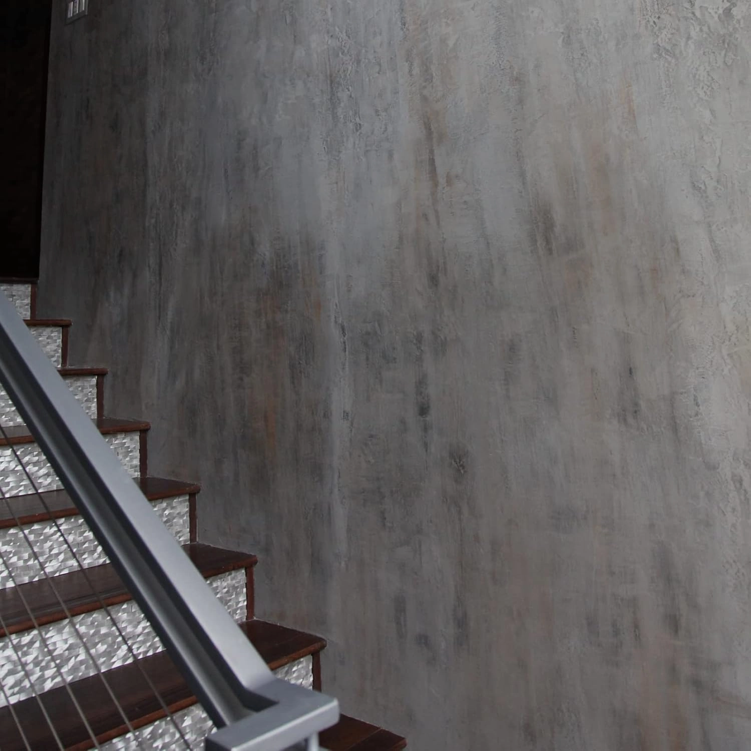 Marmorino Berlina Authentic Venetian Plaster | Smooth Plaster | Made in Italy from Lime & Marbles | Gray Tones (9) | Color: BM861 Shale