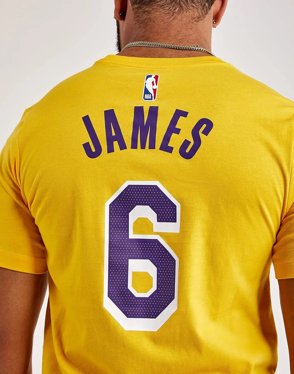 Nike Men's Los Angeles Lakers Lebron James T-Shirt