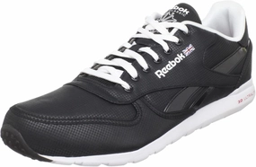 Reebok CL LTHR Clean Ultralite
