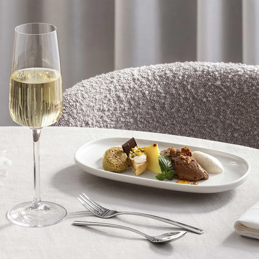 Villeroy & Boch Afina Gourmet Universal Plate/Pickle Dish, Premium Porcelain, Made in Germany, Dishwasher and Microwave Safe, 9 x 5 in, Stackable, White